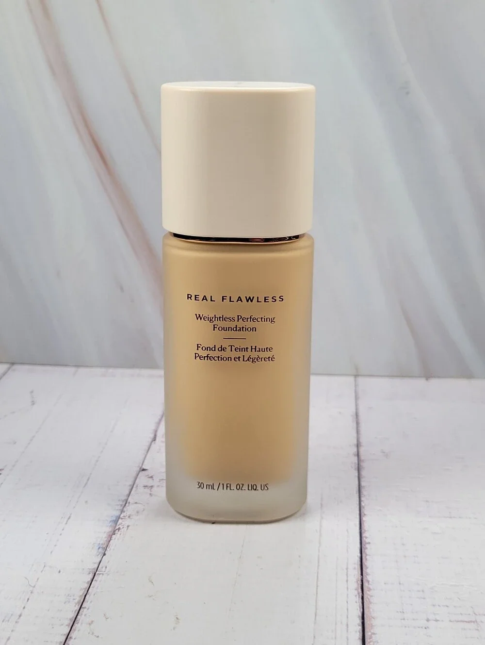 Laura Mercier Real Flawless Weightless Perfecting Foundation NEW!